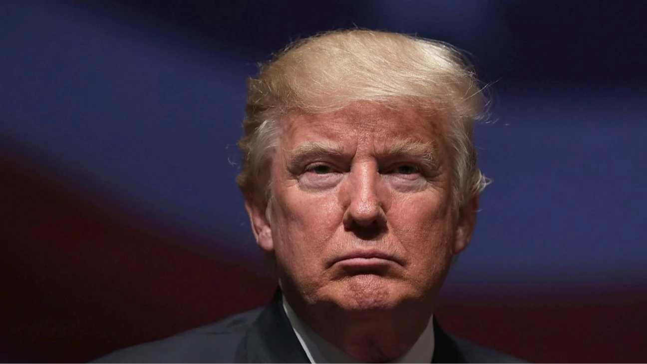 Президент США Дональд Трамп під час коментаря журналістам
